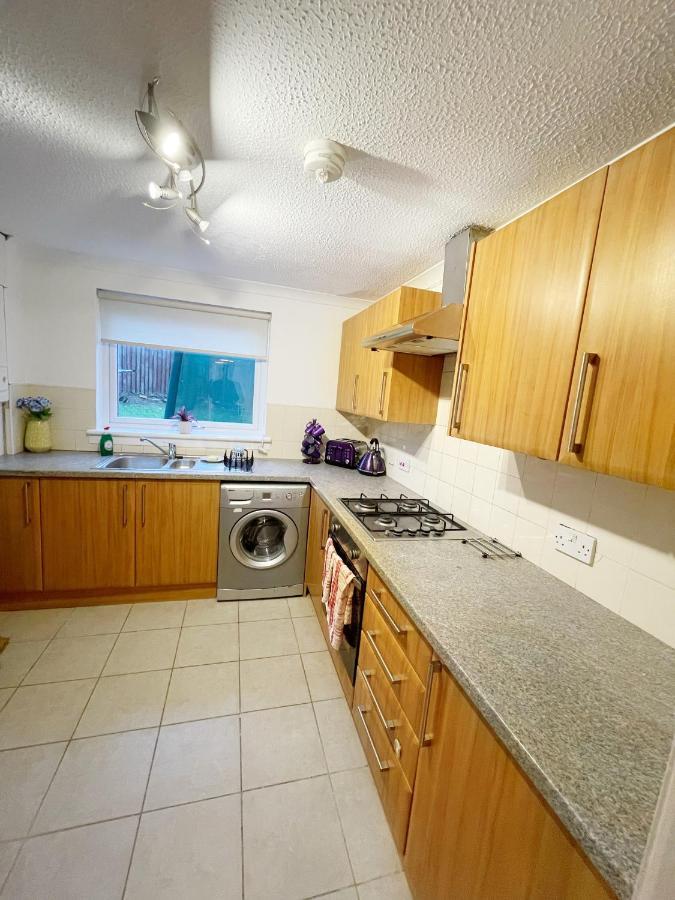 Willa Cozy Nights Svp Detached House Glasgow Zewnętrze zdjęcie